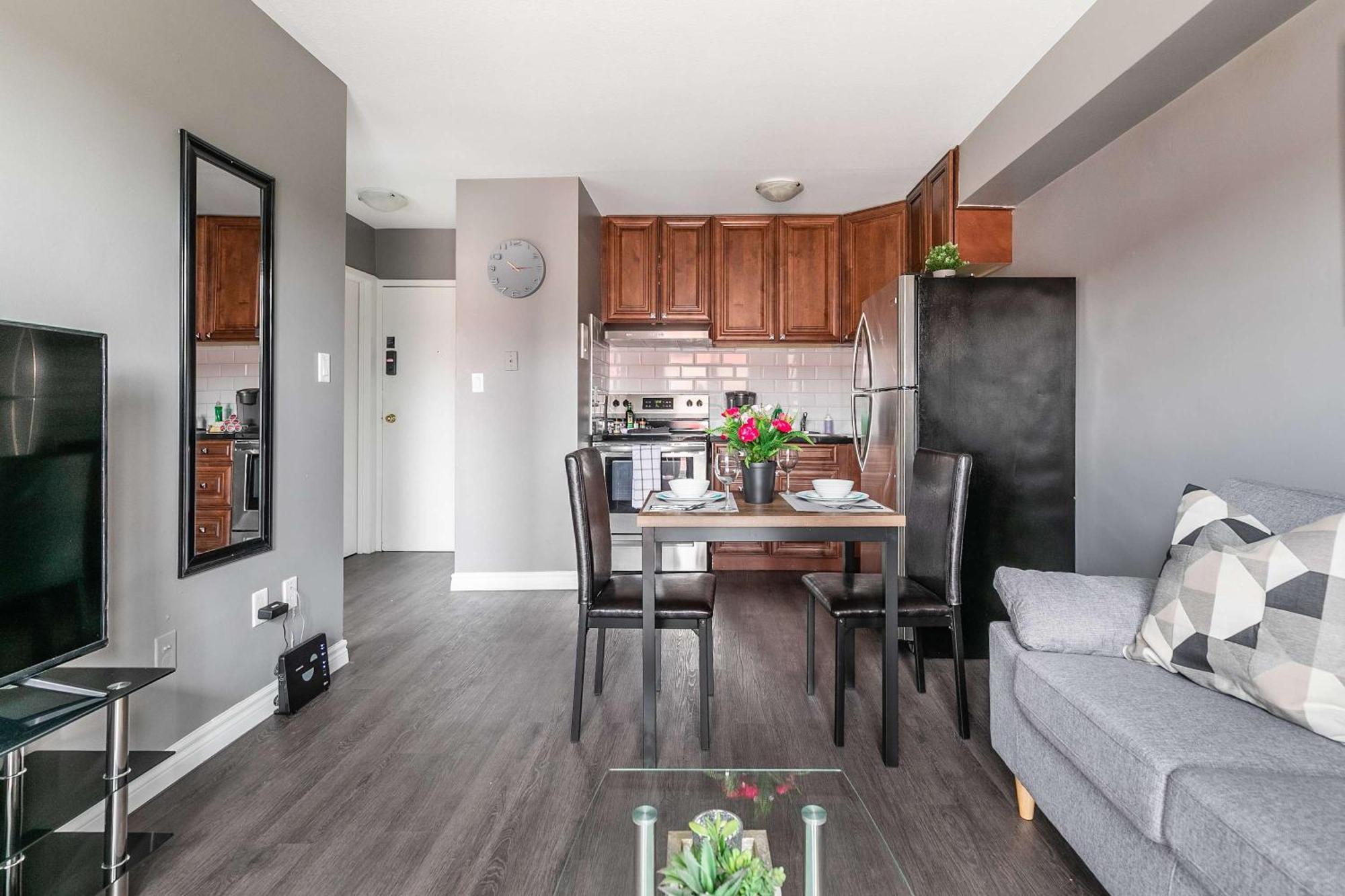 Glenview West Apartment W Patio - Near Downtown Hamilton Exterior foto